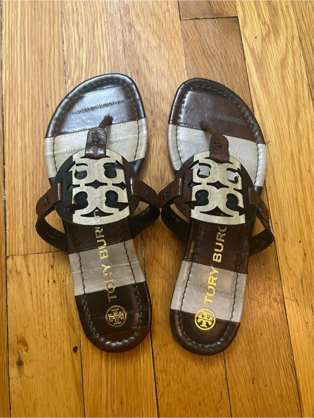 Tory Burch Miller Stripe Eel Thongs Sandals in Size: 6.5